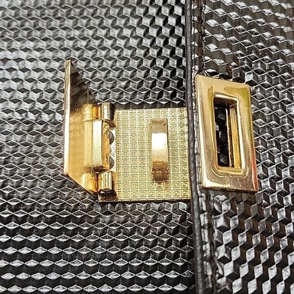 NWT B.Elit Clutch Bag - Picture 5 of 8